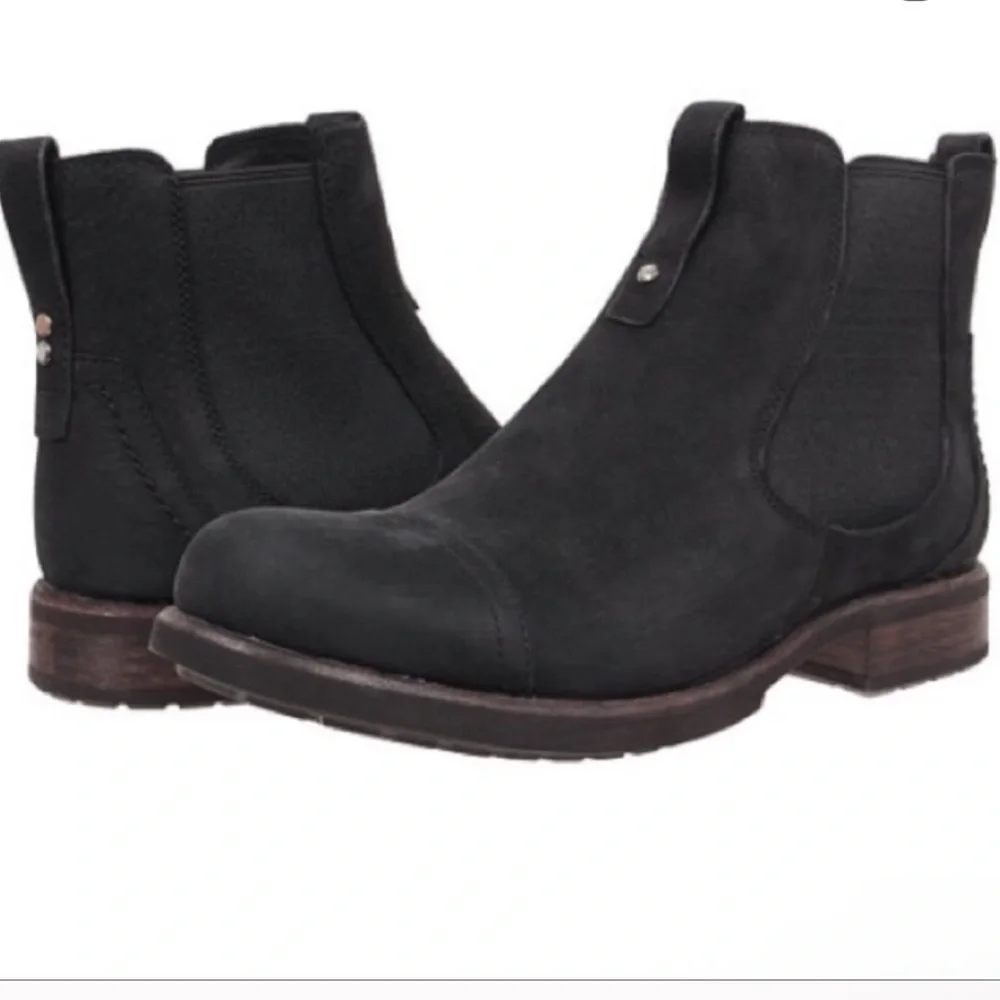 Ugg Gallion Chelsea Black Suede Pull On Boots Size 9